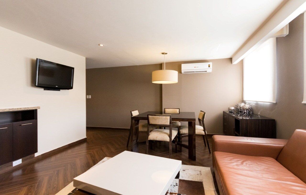 Aparthotel The Place Corporate 4*